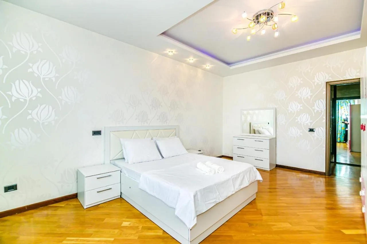 Nice Luxry Apartment Baku