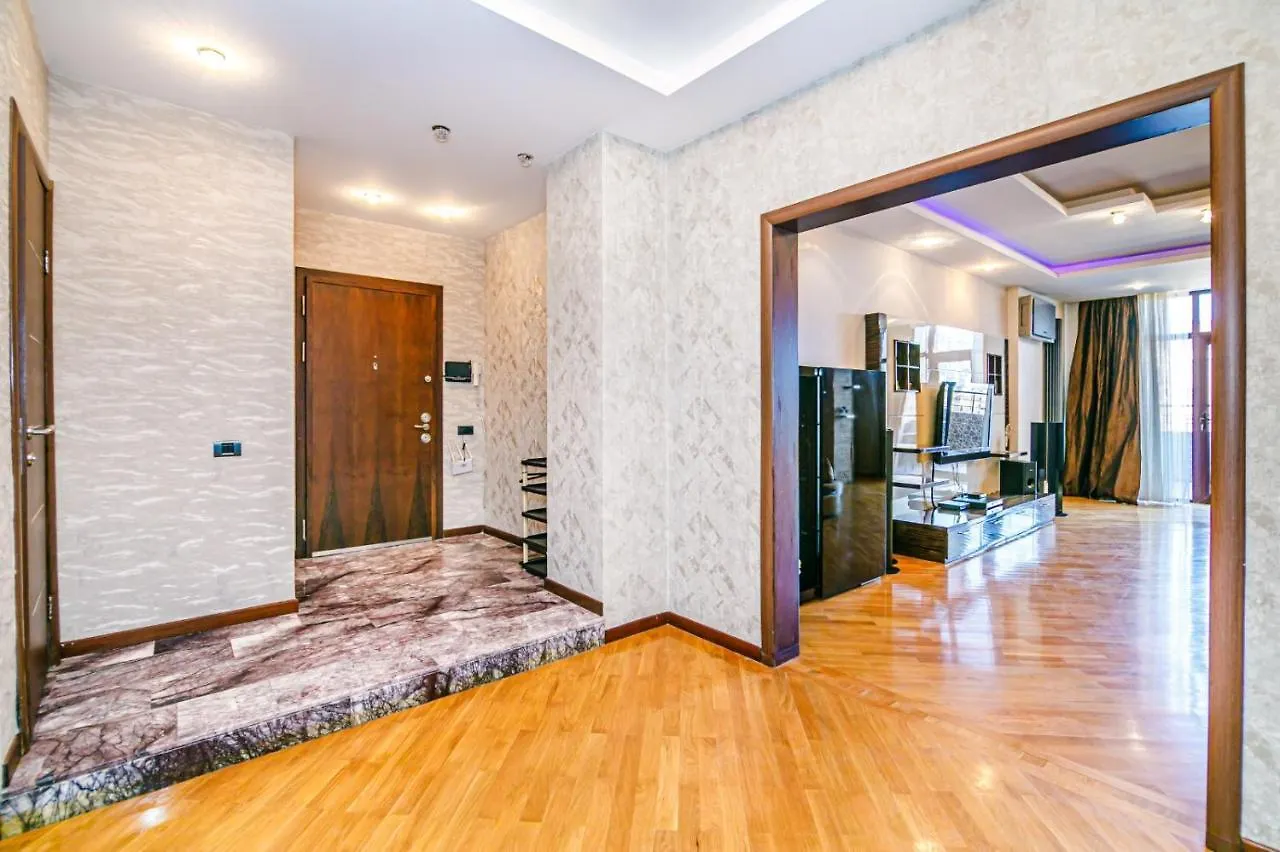 Nice Luxry Apartment Baku